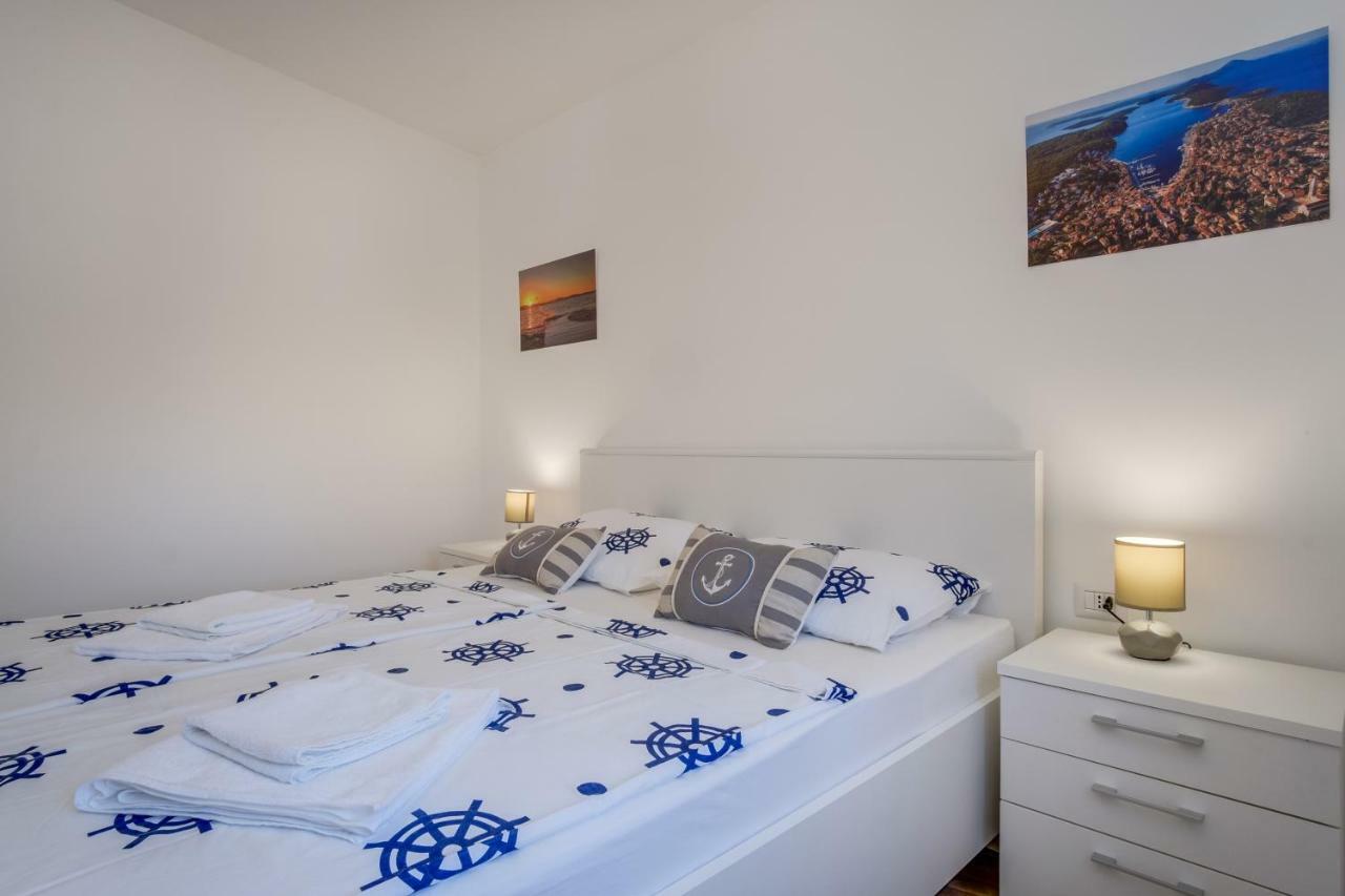 Filip Apartment *